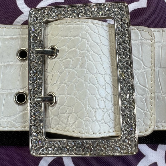 Women’s Black and White Thick Elastic Belt with Rhinestone Accents on buckle - Picture 2 of 2